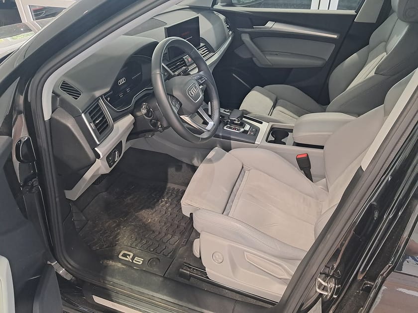 Bild 3 av Audi Q5 40 TDI quattro 204HK 4x4 Evolution