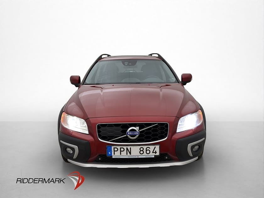 Bild 2 av Volvo XC70 D5 AWD 215hk Summum Taklucka Värm Drag Skinn Navi