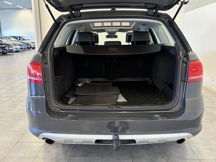 Bild 5 av Volkswagen Passat Alltrack 2.0 TDI 177hk Aut/Drag/Pano/AWD