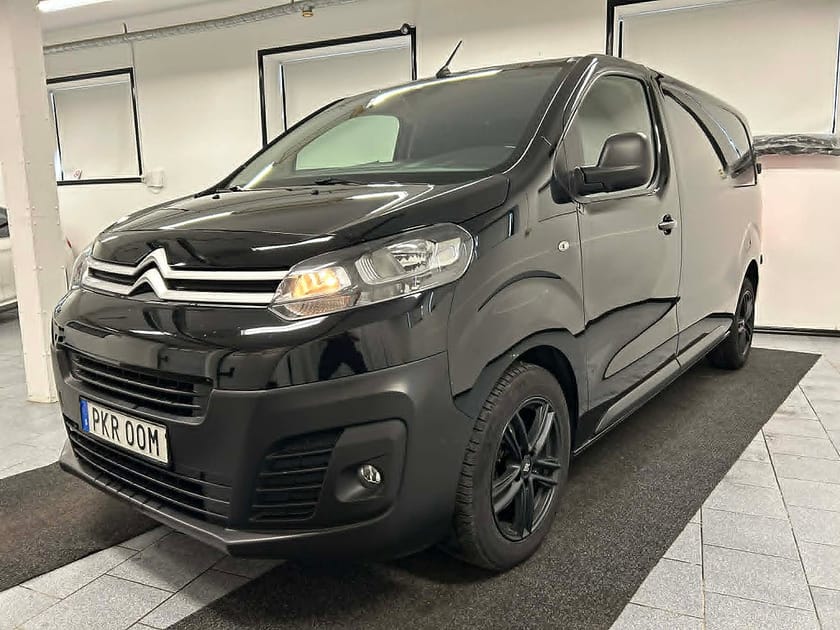 Bild 1 av Citroën Jumpy Van IP 2.0 BlueHDi 180 EAT 177 hk Drag S/V MOMS Värmare