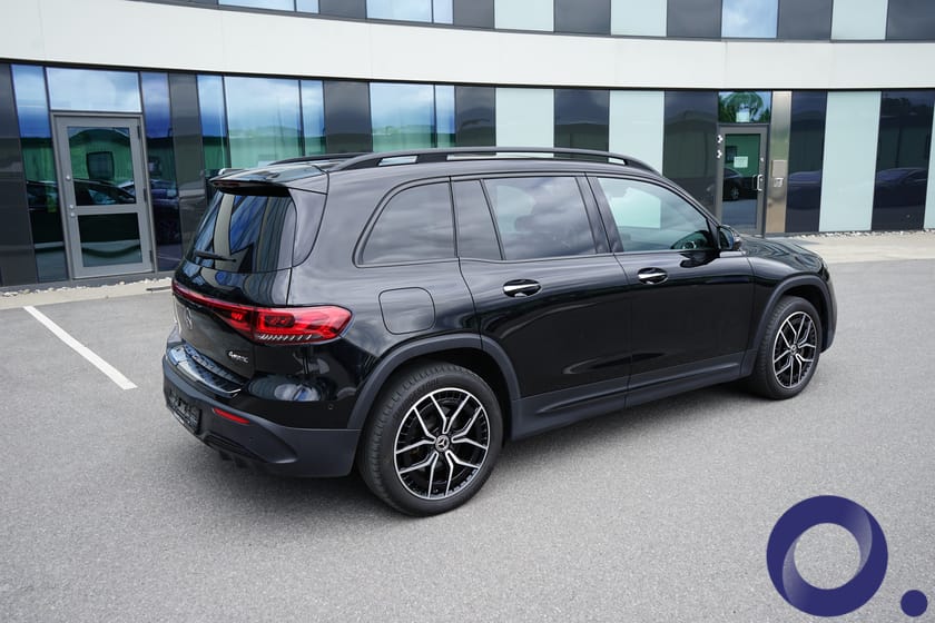 Bilde 5 av Mercedes-Benz EQB 300 4MATIC AMG spesielt velutstyrt / 7 seter