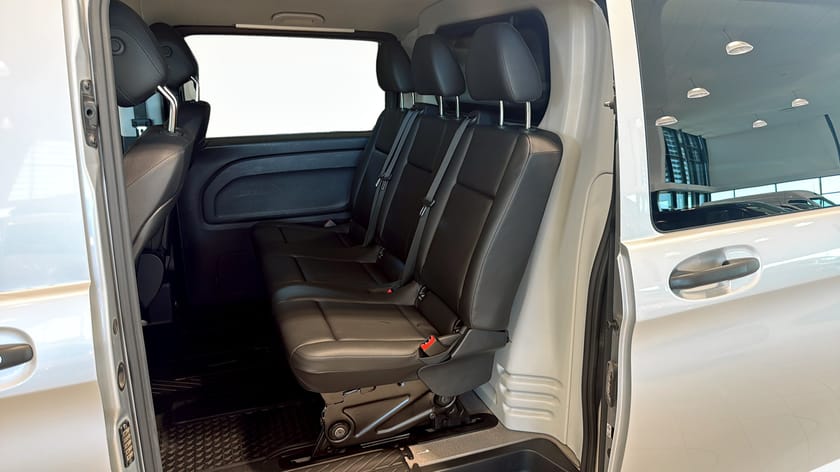 Bild 5 av Mercedes-Benz Vito Mixto 119 CDI 3.0t Extra Lång | Dieselvärmare | Nyservad