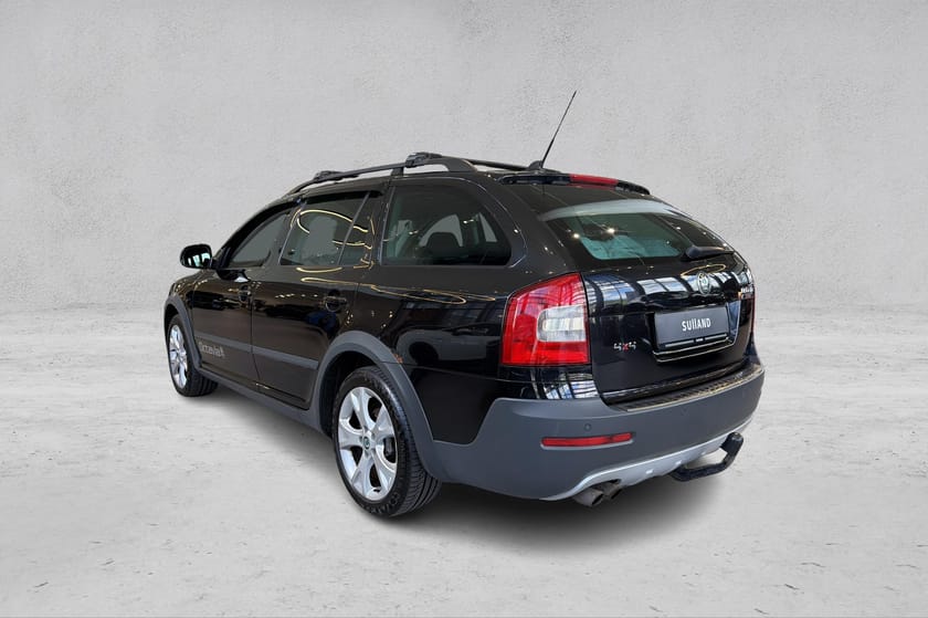 Bilde 3 av Škoda Octavia Stasjonsvogn Scout | 4x4 | AT | Krok | Webasto |