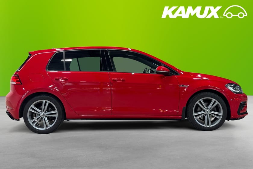 Bild 2 av Volkswagen Golf 1.4 TS 150hk R-Line Backkamera, Carplay, Sportstolar