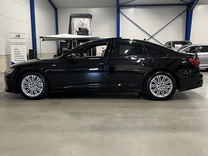 Bild 5 av Audi A6 Sedan 45 TFSI quattro 2.0 MHEV 245 HK / S line / Panorama / HUD