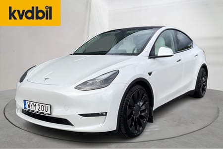 Tesla Model Y Performance Dual Motor AWD Vit interiör