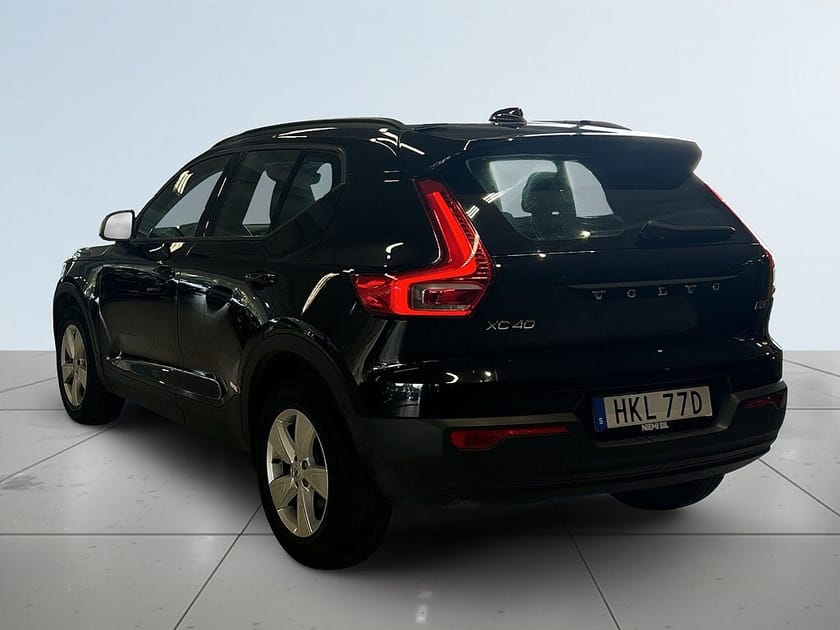 Bild 5 av Volvo XC40 D3 AWD Base Bränslevärmare Farthållare S&V-däck