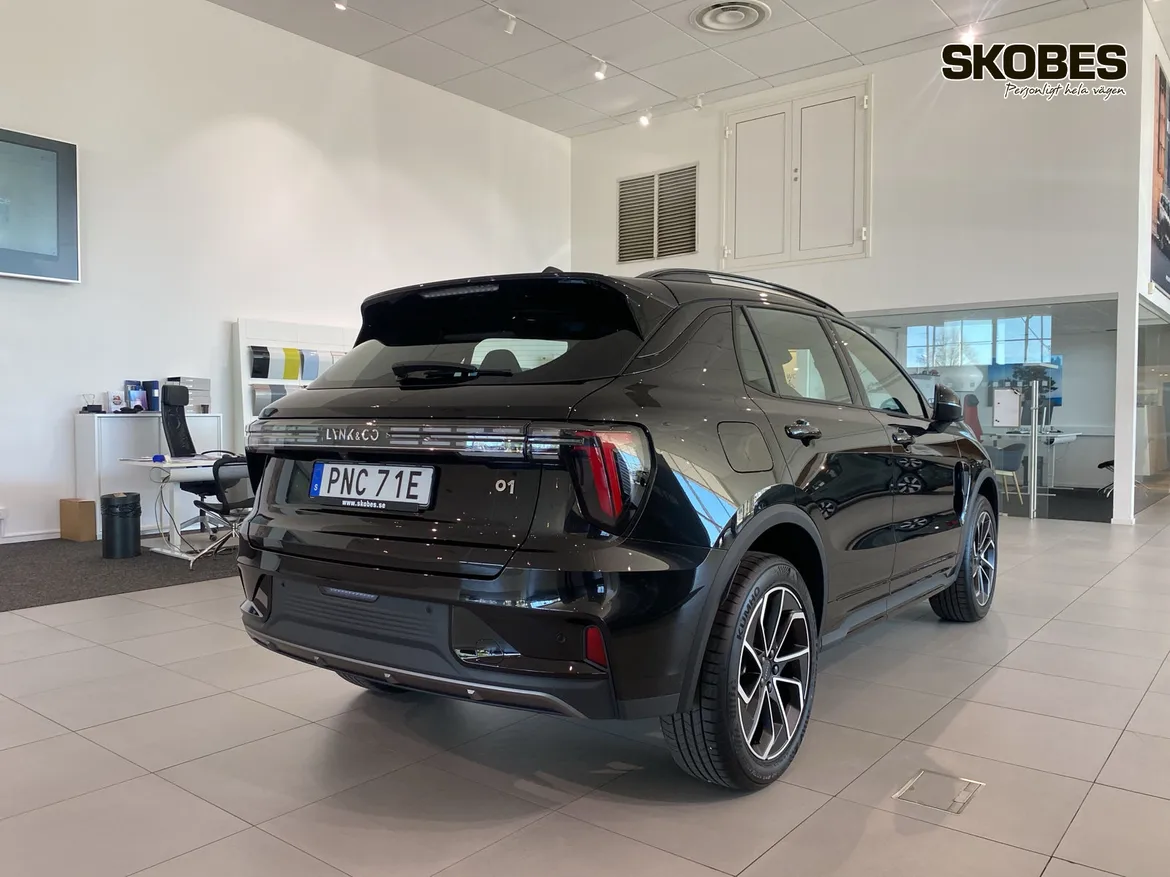 Lynk & Co 01 PHEV