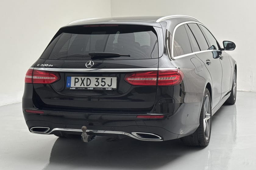 Bild 3 av Mercedes-Benz E 300 de T PLUG-IN Kombi 316hk AMG Widescreen GPS 360° Drag