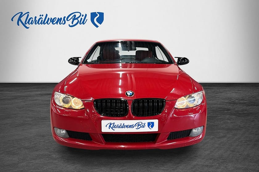 Bild 4 av BMW 320i Convertible Comfort (170hk) CarPlay Keyless Skinnstolar