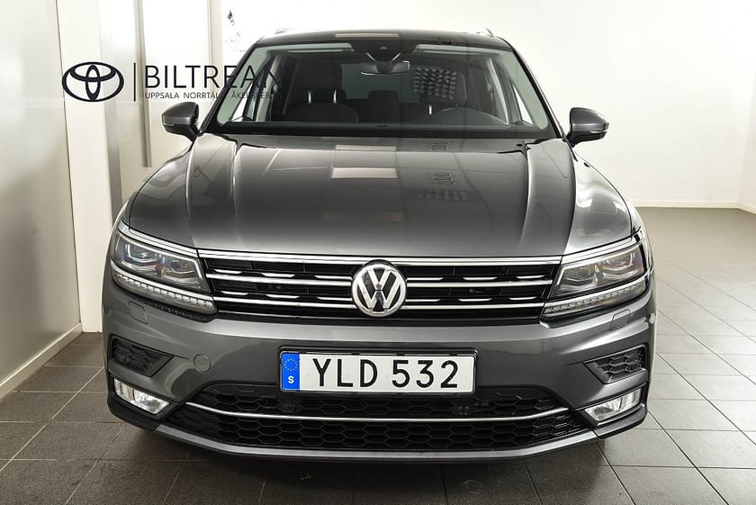 Bild 5 av Volkswagen Tiguan 2,0 TDI DSG 4M Executive Panorama Drag Värmare Cockpit