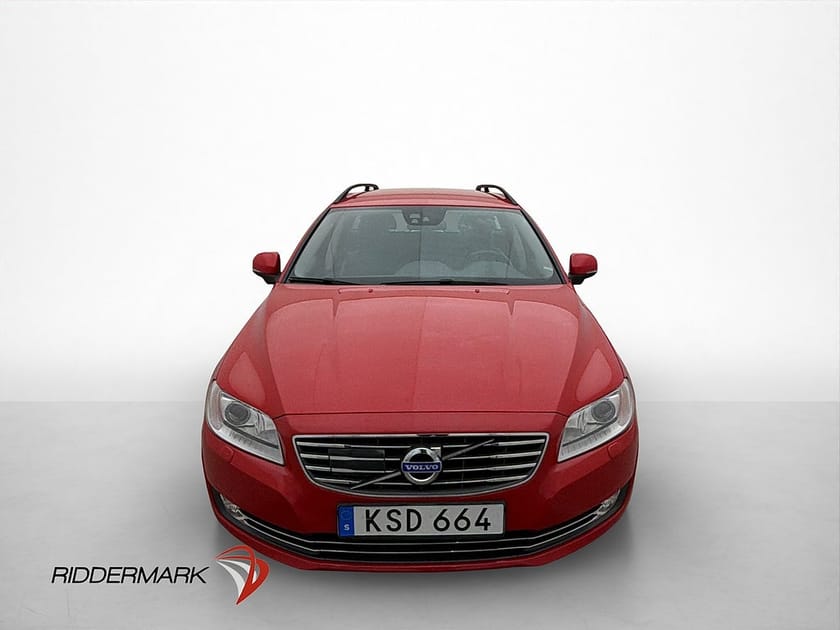 Bild 2 av Volvo V70 D4 AWD Momentum Drag Värm Sensorer Halvskinn BLIS