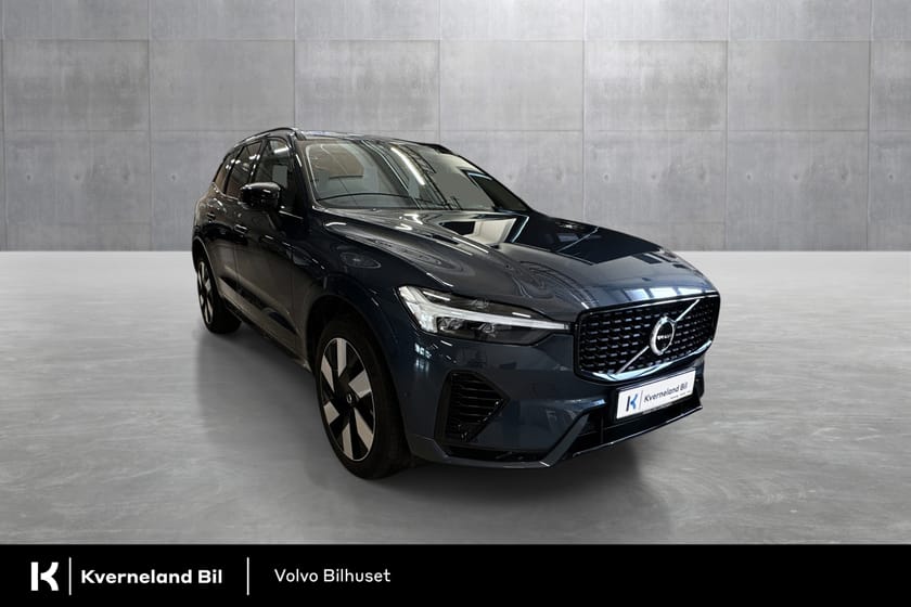 Bilde 1 av Volvo XC60 T6II Ultra Hengerfeste/Panorama/H&K/El.stol