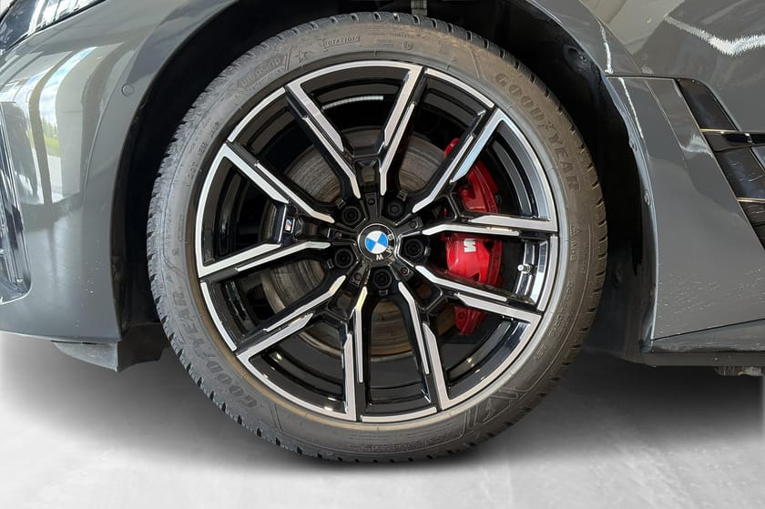 Bilde 5 av BMW i4 M50 xDrive Gran Coupé FC|M PRO|H/K|19"|Comf.acc|El.seter|Skinn|Adpt.LED++