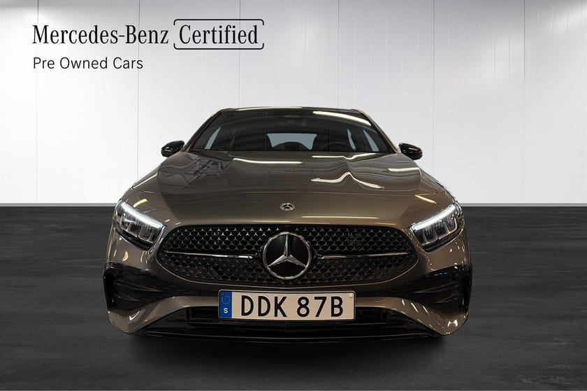Bild 2 av Mercedes-Benz A 250 e Moms/AMG/Panorama/Burmester