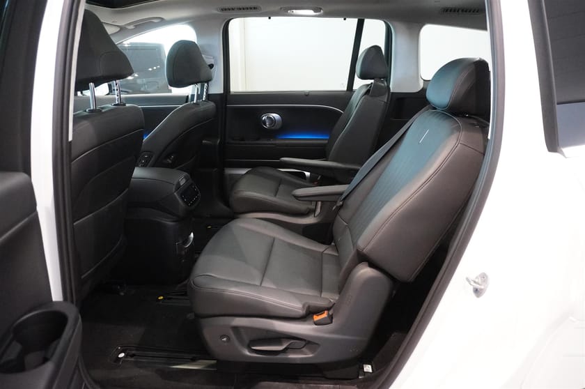 Bild 5 av Hyundai Ioniq 9 Performance AWD 6s 110kWh Calligraphy Line