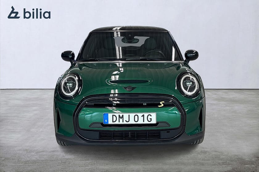 Bild 5 av MINI Cooper SE / Farthållare / PDC bak / Sportstol / Navigation
