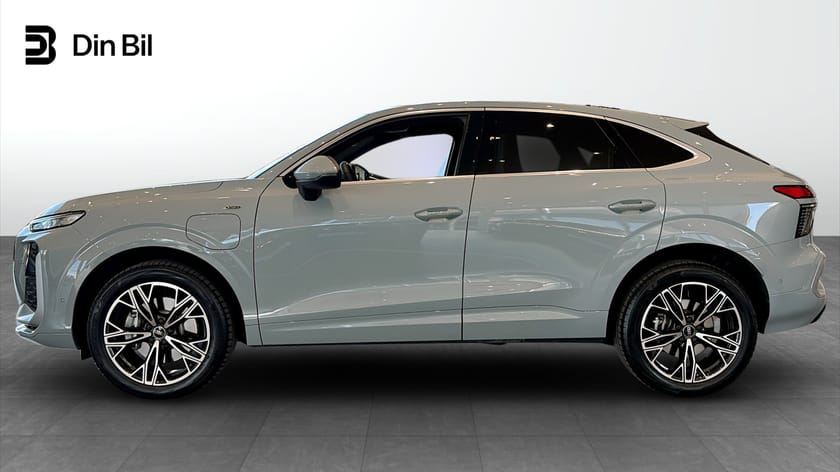 Bild 2 av Audi Q3 Sportback e-hybrid 272HK S-line / Tech Plus