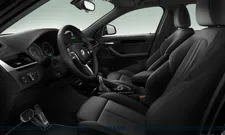 Thumnail bilde 1 av BMW X2 xDrive25e