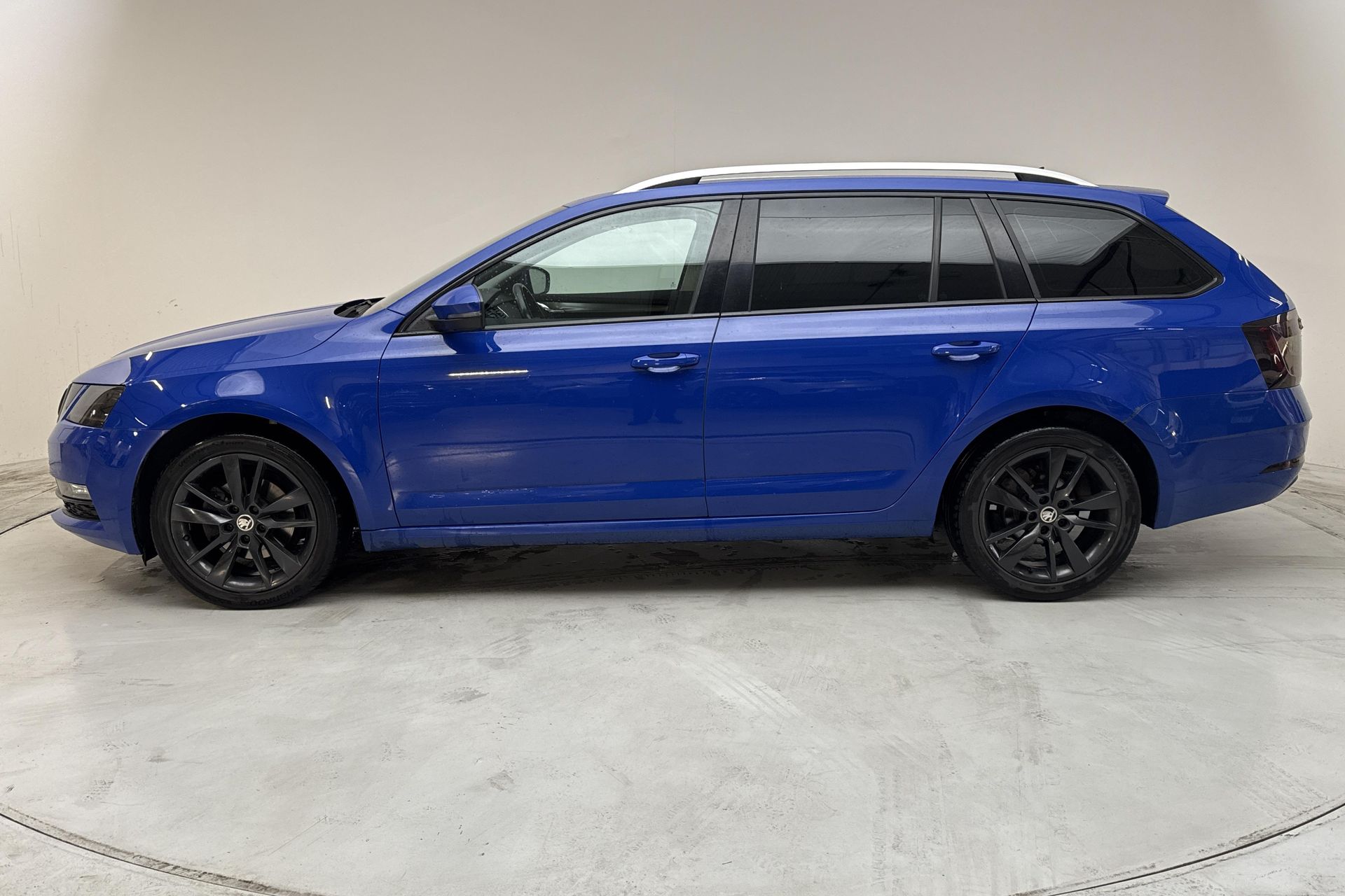 Skoda Octavia Kombi 1.5 TSI ACT 2020, bild 2/10