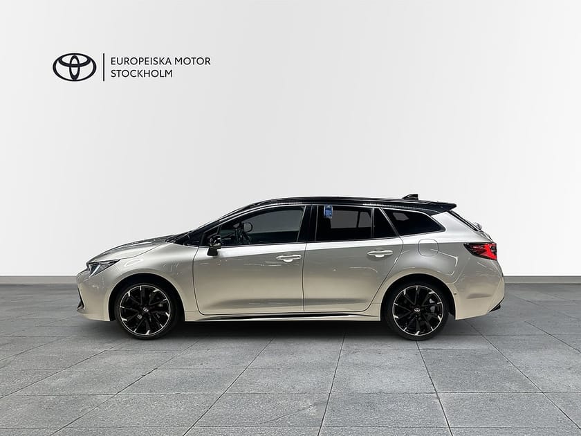 Bild 3 av Toyota Corolla Touring Sports Hybrid 2.0 HSD TS GR Sport Plus BI-Tone/ V-Hjul / Drag