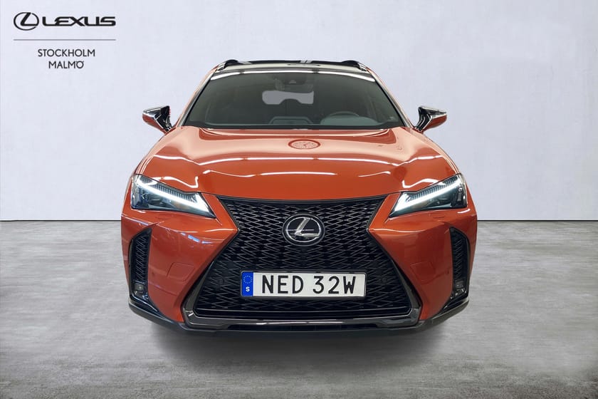 Bild 5 av Lexus UX 250h F Sport Design 184hk P-värm Navi Keyless Backkamera Moms