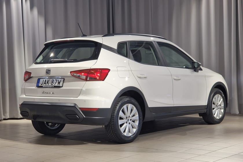 Bild 4 av SEAT Arona Style | Farthållare | Cockpit | Full link | 95 hk