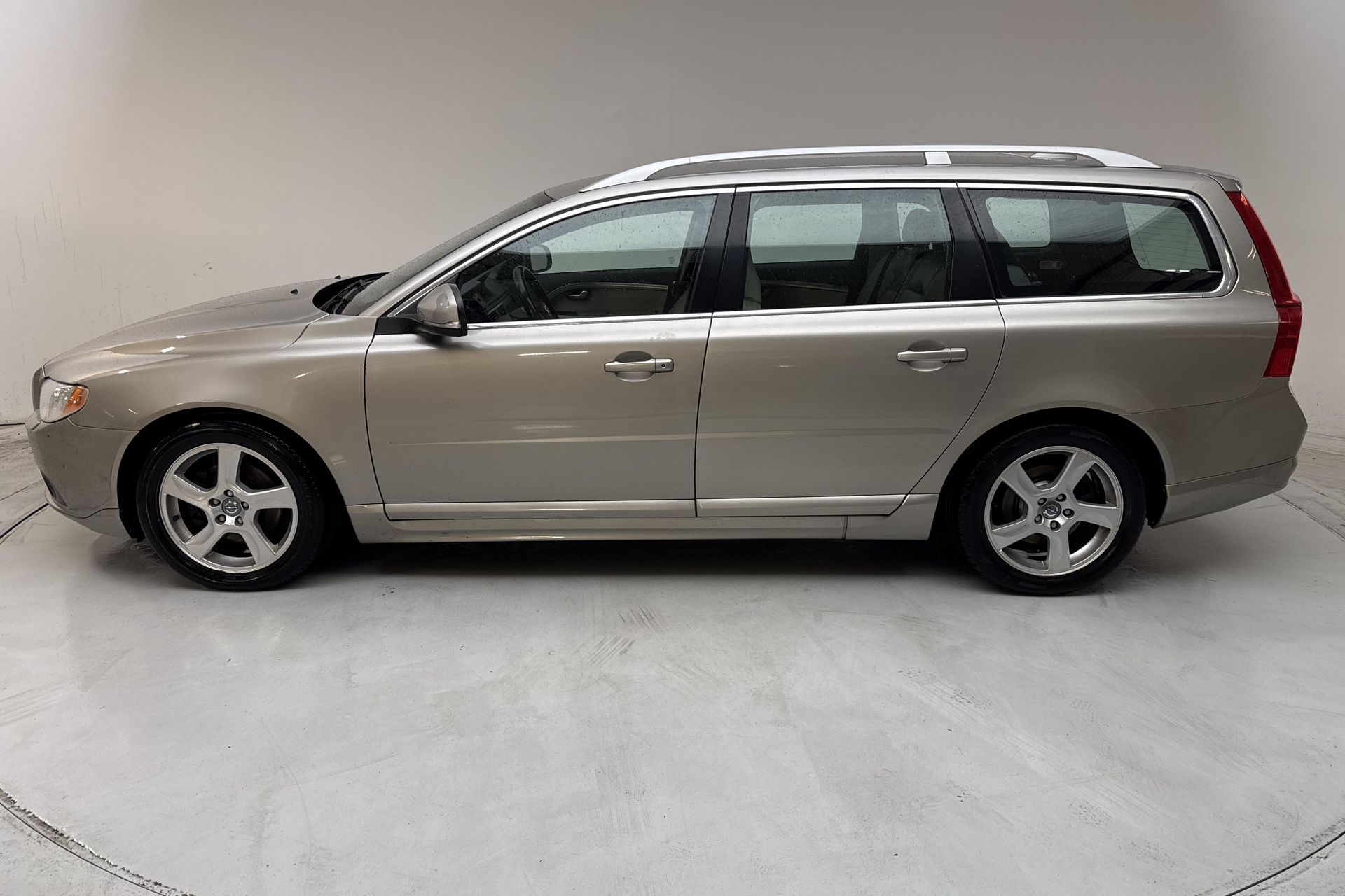 Volvo V70 DRIVe 2012, bild 2/10