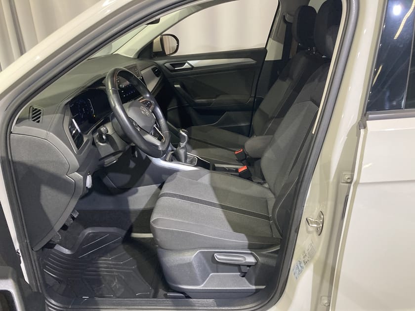 Bild 5 av Volkswagen T-Roc 1.0 TSI (110 HK) 6 VXL