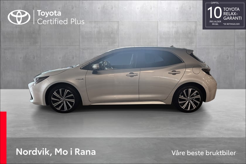 Bilde 2 av Toyota Corolla Hybrid Active Tech / Varme Ratt / ACC / S&V Dekk følger med