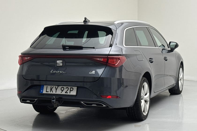 Bild 3 av SEAT León Sportstourer e-Hybrid Plug-in FR GPS B-Kam