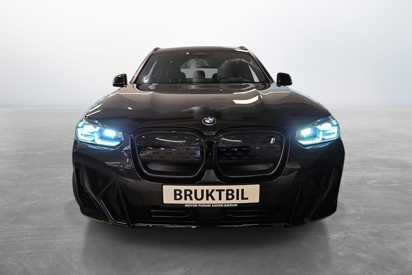 Bilde 2 av BMW iX3 FLULLY CHARGED M-SPORT | HENGERFESTE|H/K|360|PANORAMA