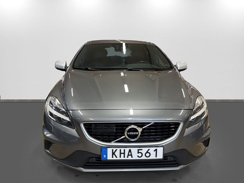 Bild 2 av Volvo V40 D2 R-Design Euro 6 Automat 120HK Drag