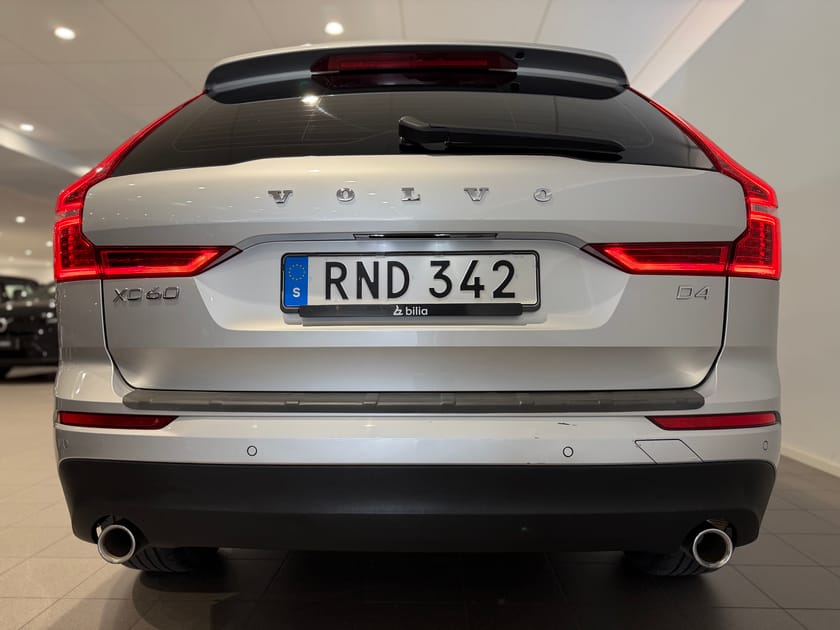 Bild 3 av Volvo XC60 D4 Momentum Advanced SE / Sensorer / Farthållare / Baklucka elmanövrerad /