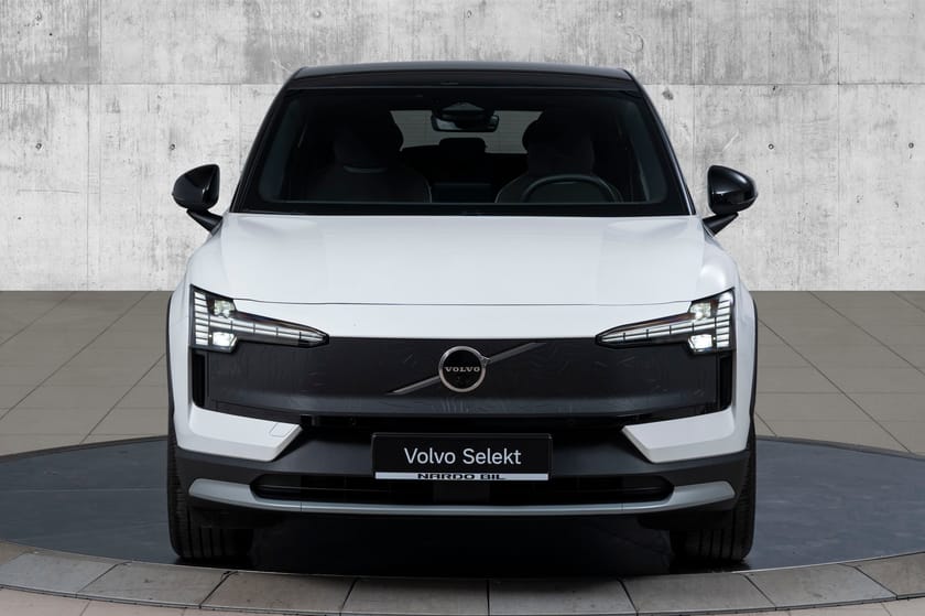 Bilde 2 av Volvo EX30 Cross Country Twin Motor Performance Ultra | Harman&Kardon | 360 | Pano ++