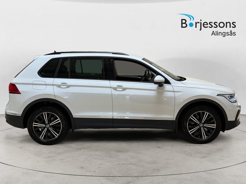 Bild 2 av Volkswagen Tiguan TSI 150hk Drag/Värmare/kamera/keyless