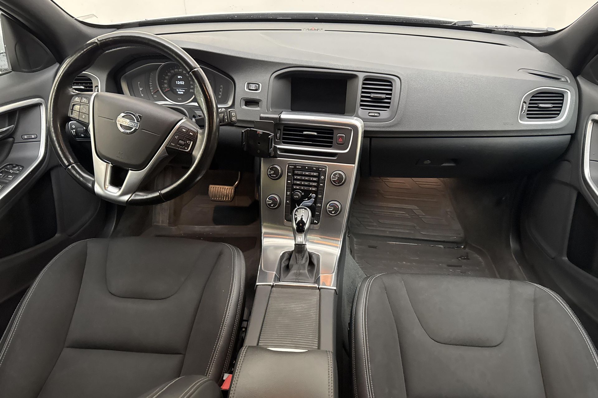 Volvo V60 T3 2018, kuva 7/10