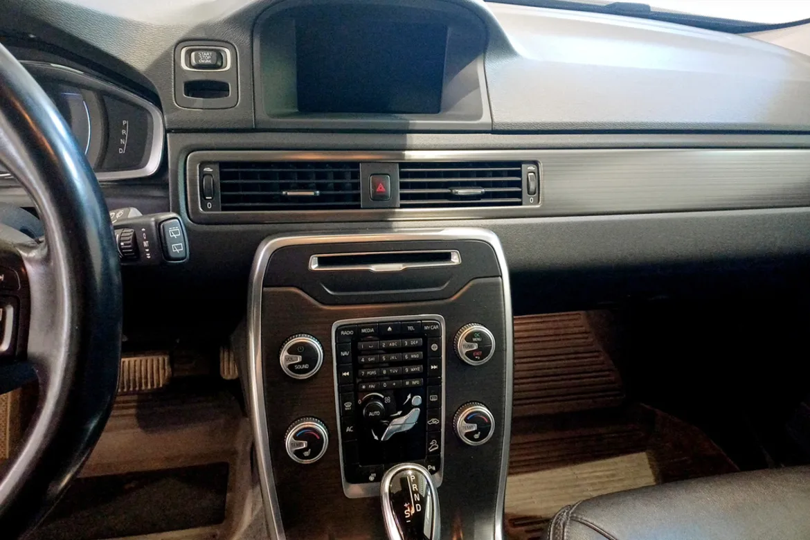 Volvo XC70