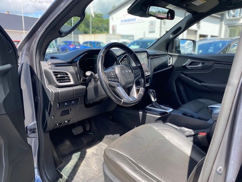 Bild 5 av Isuzu D-Max Crew Cab 1.9 4WD Aut, kåpa, drag, moms, 1 ägare