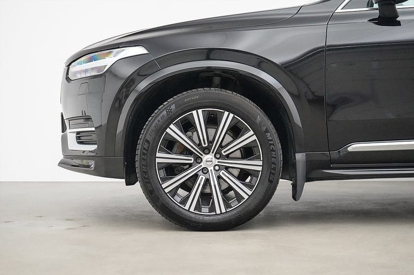Bild 2 av Volvo XC90 7 Säten B5 AWD / 235hk / Inscription / Pano / Moms