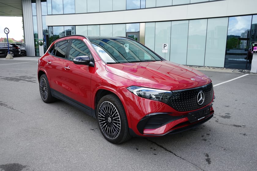 Bilde 2 av Mercedes-Benz EQA 300 4MATIC – AMG Line / spesielt godt utstyrt !