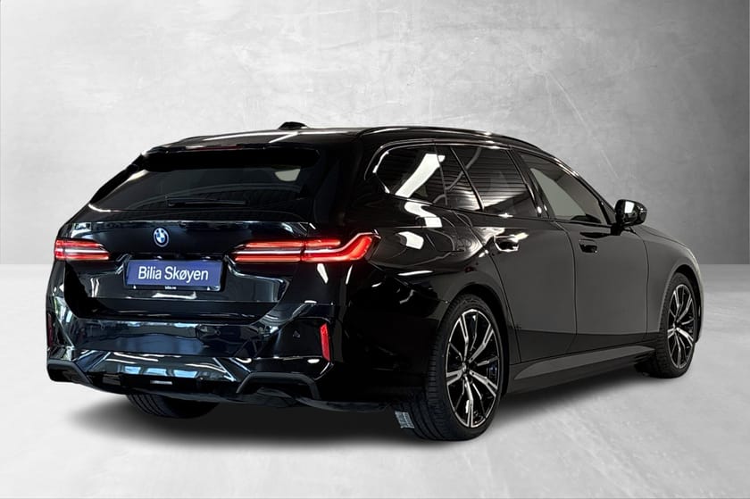Bilde 4 av BMW i5 xDrive40 Touring Fully Charged M-Pro, Pano, B&W, ACC++