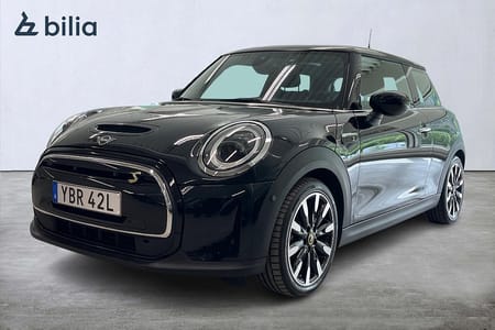 MINI Cooper SE / H&K / Panorama / Backkamera / Head-Up / Laddplatta