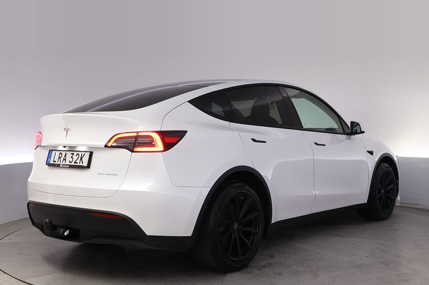Bild 5 av Tesla Model Y Long Range AWD