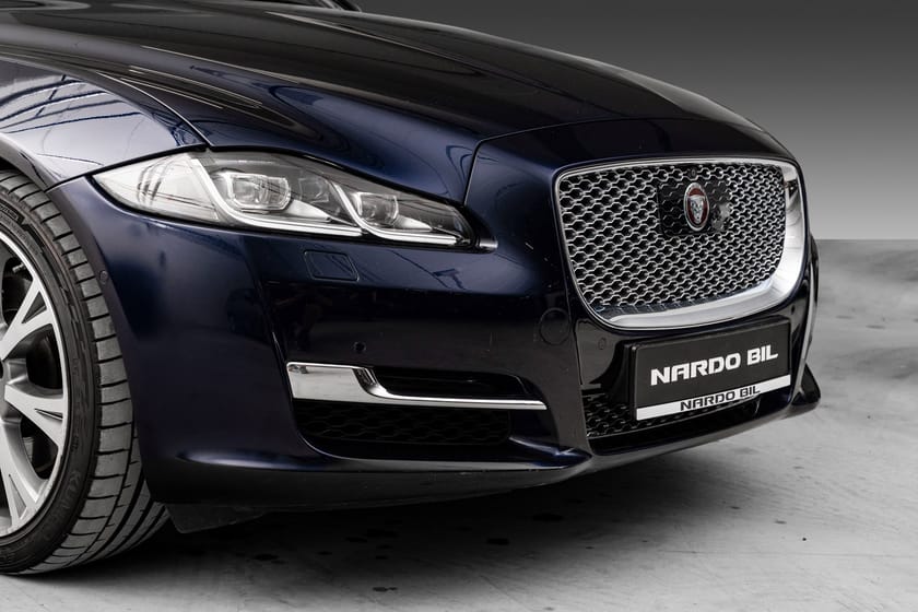 Bilde 2 av Jaguar XJ 3.0 V6 LWB/Meridian/Massasje/Panorama/Kjøling