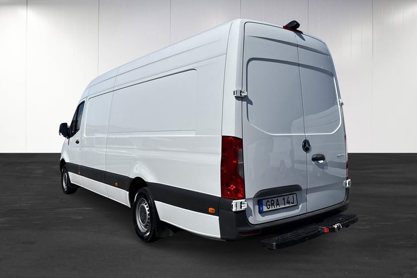 Bild 4 av Mercedes-Benz Sprinter 315 CDI RWD Panel Van SKÅP A4 9G-Tronic | Backkamera | Smartphone |