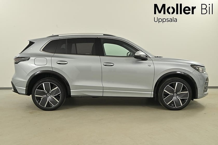 Bild 3 av Volkswagen Tiguan eHybrid R-Line SWE Edition 272 hk DSG6 LAGER