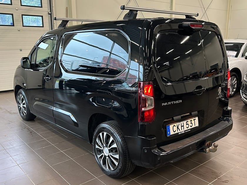 Bild 4 av Peugeot Partner Utökad Last PRO+ L1 130 AUT 1.5 BHDi MOMS/Kamera/Värmare/Drag