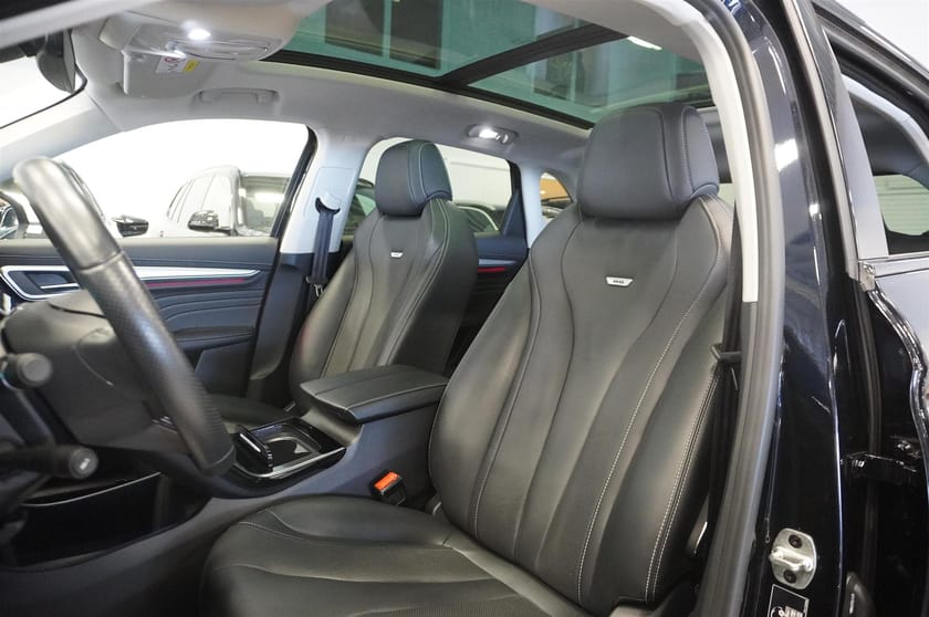 Bild 5 av MG Marvel R Luxury