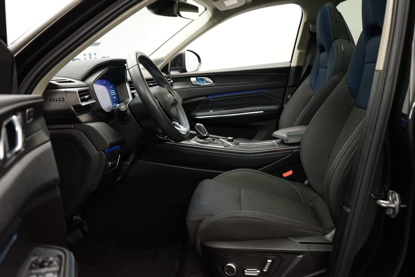 Bild 4 av Lynk & Co 01 PHEV , Taklucka, Navigation